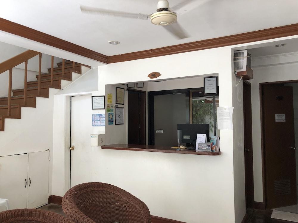 Hey Jude Resort Hotel Balabag  Bagian luar foto