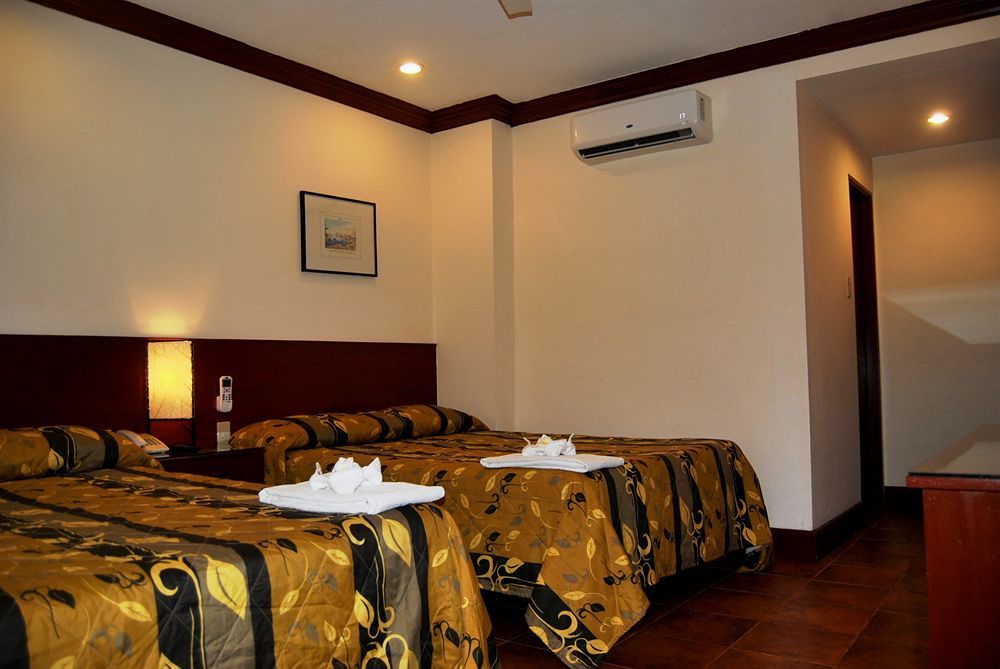 Hey Jude Resort Hotel Balabag  Bagian luar foto